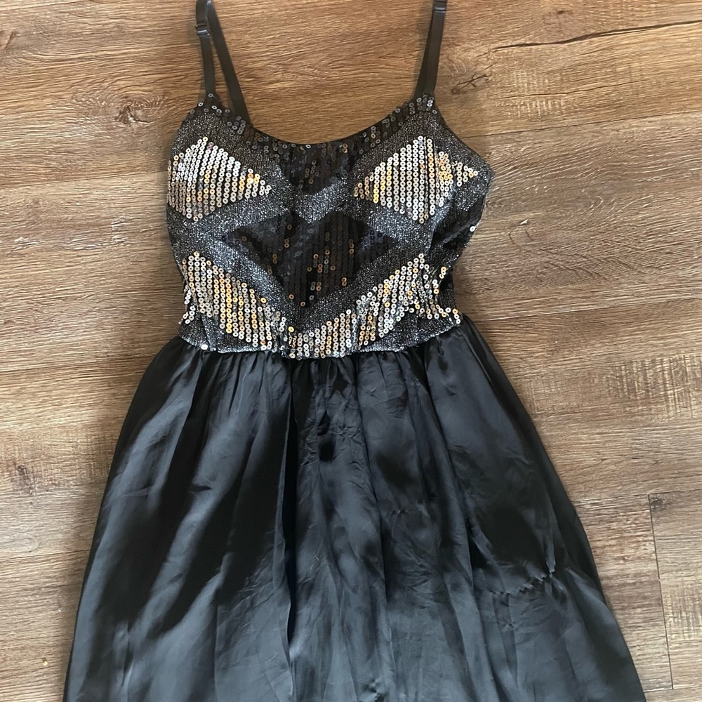 Women’s Black Love Reign Spaghetti Strap Formal Dress with Silver Sequin Size 5
